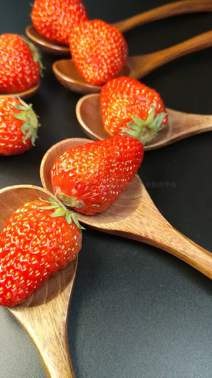 国产在线拍揄自揄拍无码视频 视频多宣传正能量故事