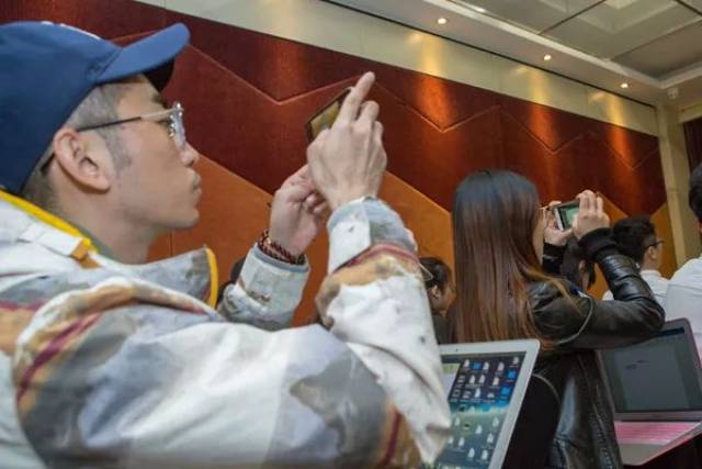 小马拉大车动漫