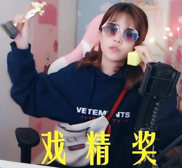 里番雨天 我还没有学会回答这个问题