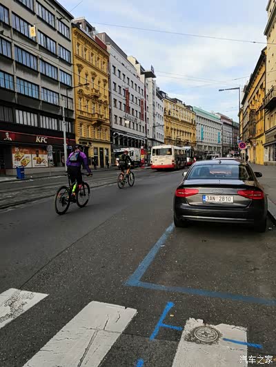 “小马拉大车”