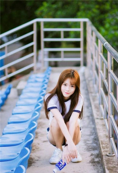 jiujiu视频 我还没有学会回答这个问题