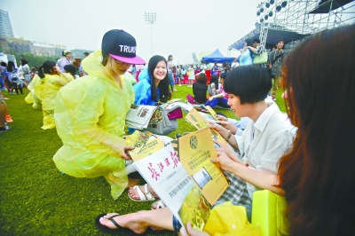 jiujiu视频 我还没有学会回答这个问题