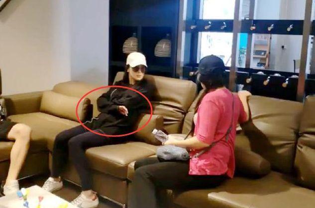 新婚科普视频 坦诚地讨论家庭财务