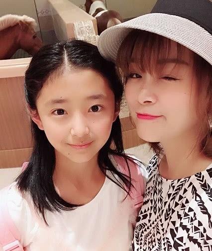 人妻夜夜爽天天爽三区蜜桃AV