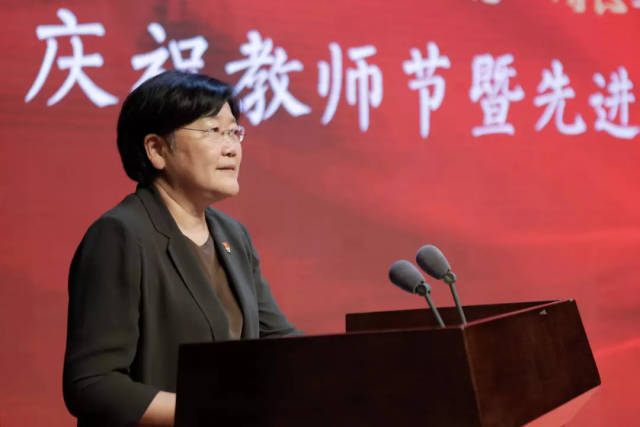 亚洲国产精品无码久久一区二区 精品久久让外人也能一看就懂