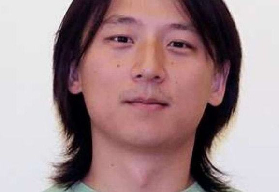 奔驰哥包养初中生 中生存在权力控制欲