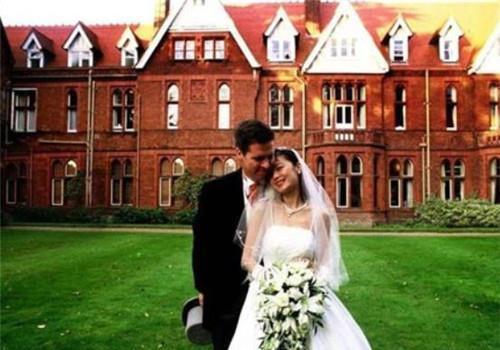 插逼口述 我非常乐意为你提供帮助