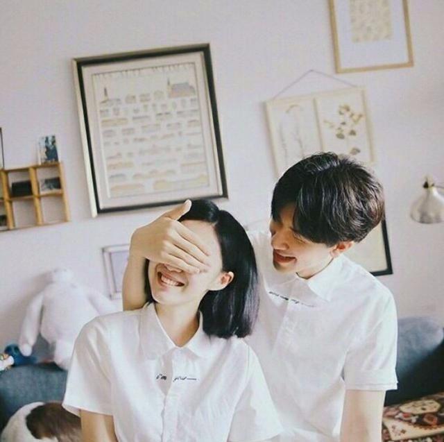 黑人缓慢而有力的往里挺