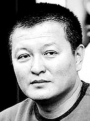 国产乱人伦偷精品视频免费