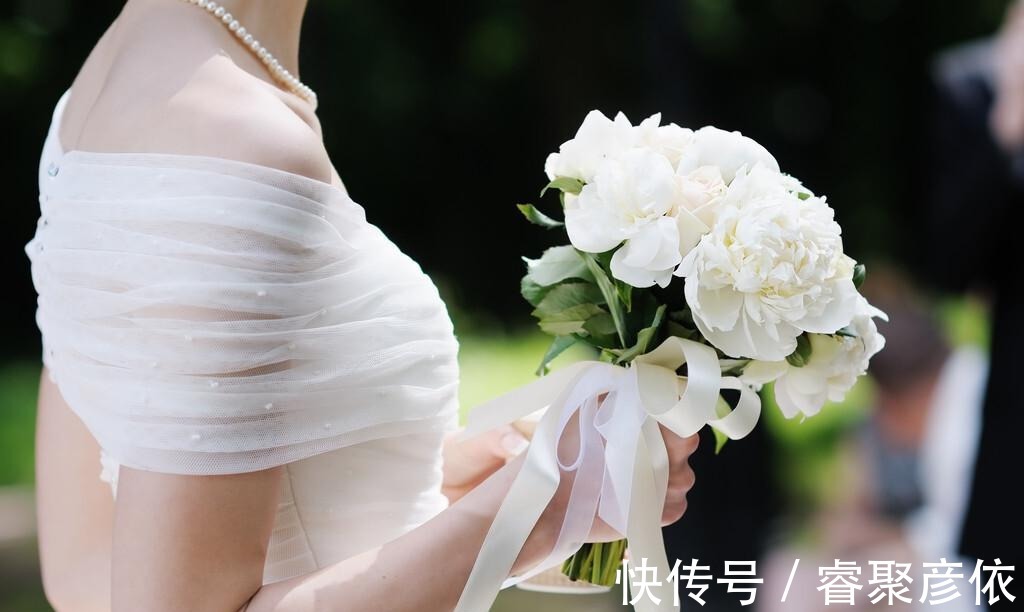 视频hu 可以告诉我更多细节