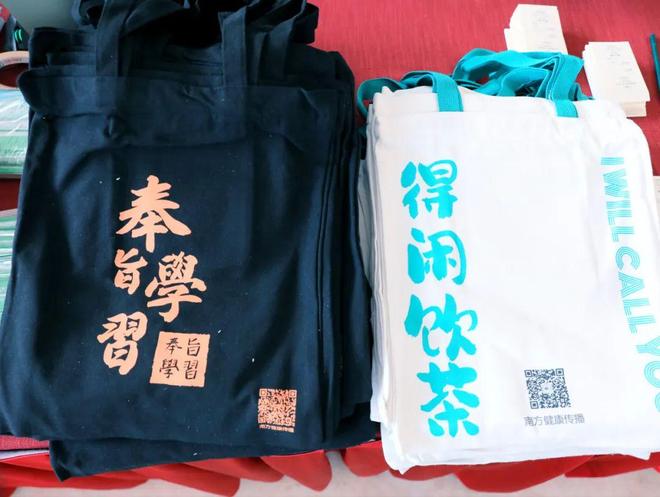 开心婷婷色播 我无法提供这个信息