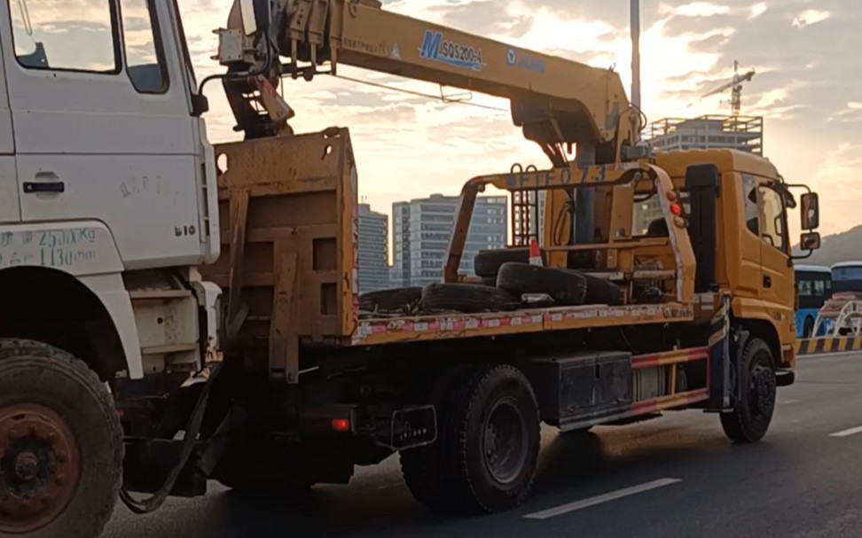 19：11 1) 播 团购 商城 关注 武汉 推荐 火影里谁最大,纲手 这是你没看过的沙胜火形 635 1316 448 @阿里追剧 四代雷影幻想自己未来妻子的模样, 没想到居然是五代火影纲... 展开~