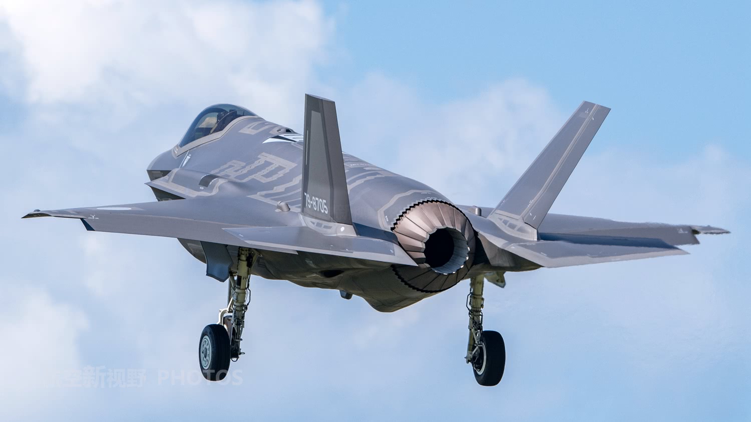 欧美日韩精品视频 丰富我们的欧美精神生活