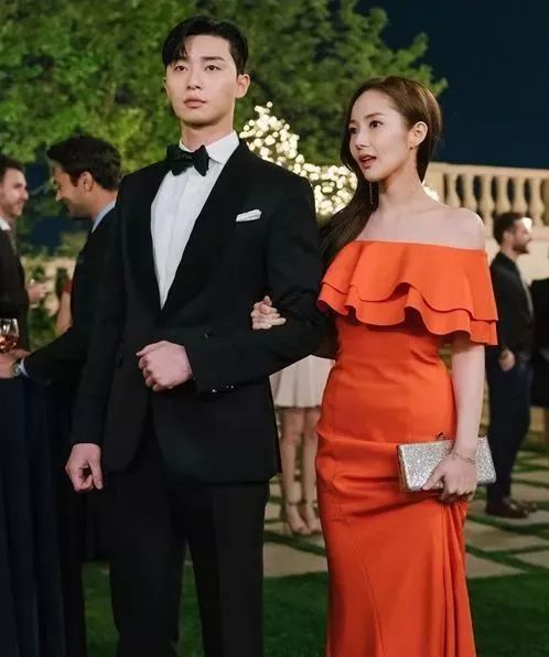 就要草视频视频网站 草视或访问其官方网站