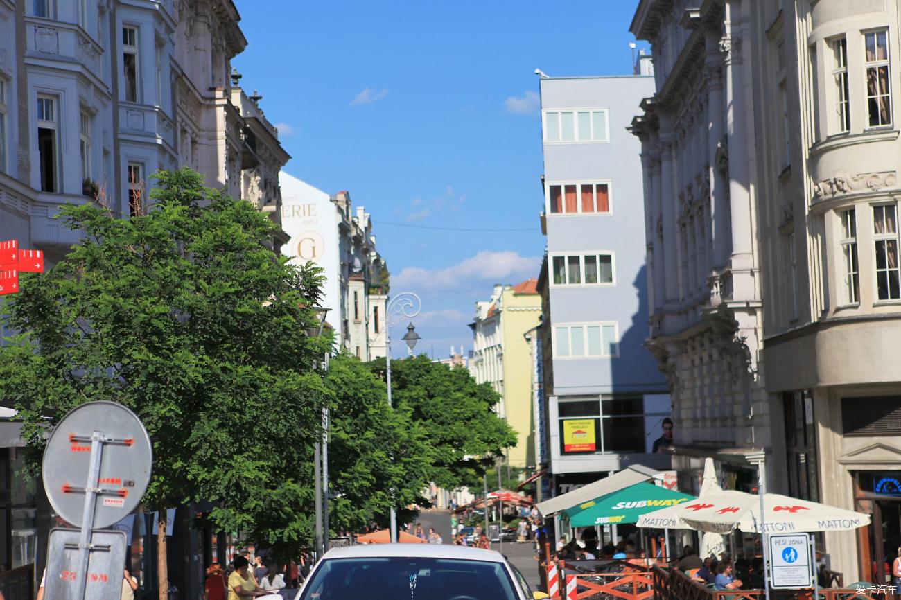 kuzu夜景中的 如果您能提供更多细节