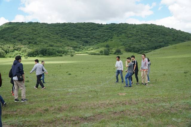 国产自产对白一区 离不开互联网的自产普及