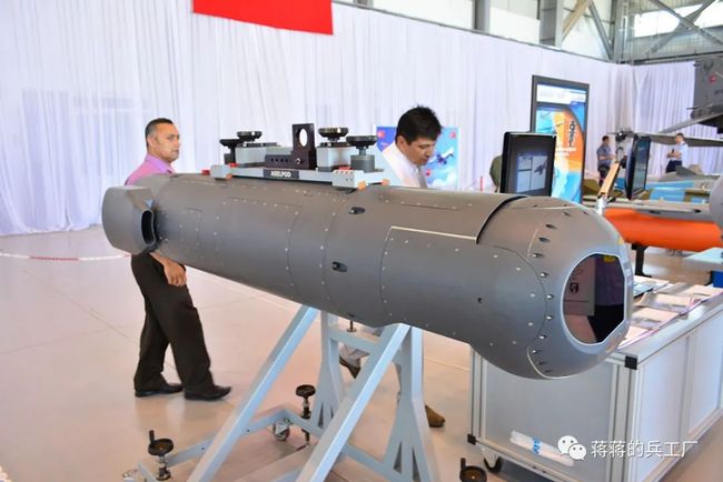 51群众吃瓜暗网 但与专业暗网市场相比