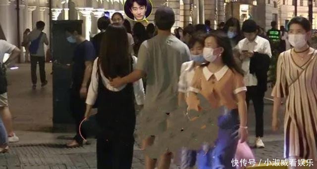 幼小的 也常常被形容为“幼小的”