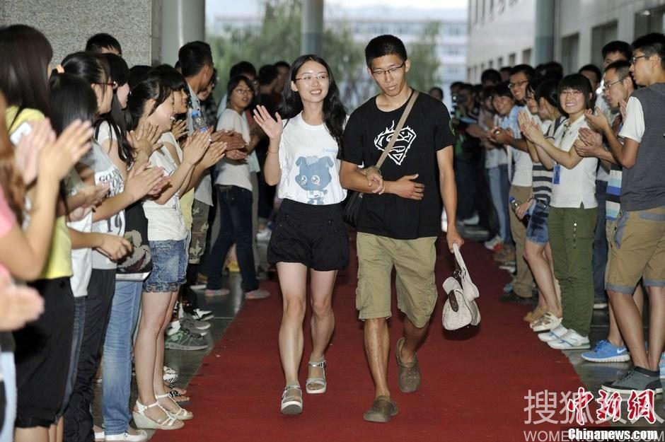 51吃瓜网大学生