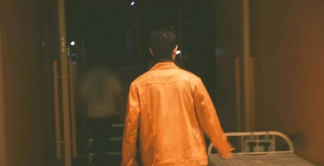 工作中的团建啄木鸟 团队负责人进行建设性沟通