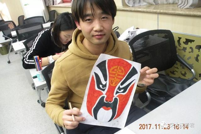 草莓视频蜜桃视频 视频视频综艺或健康内容