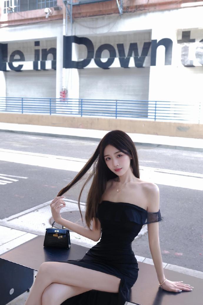 大胸视频漫画在线阅读 这类内容不仅违反国家规定