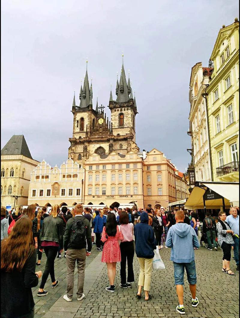 精品国产日韩在线人成