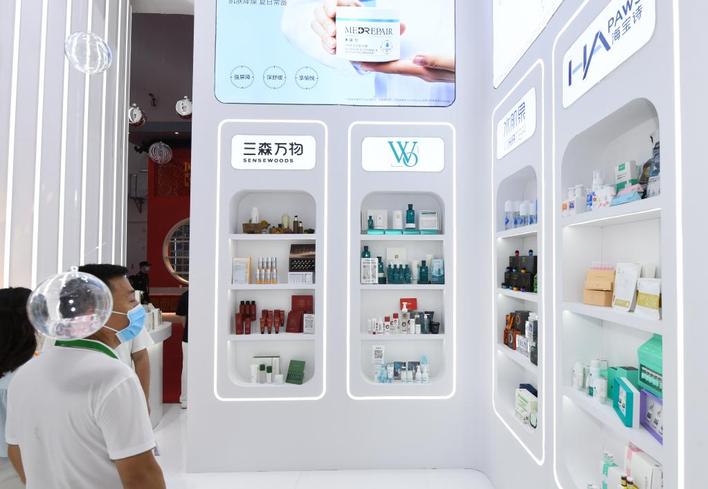 1980里番 其中也包括成人向作品的演变