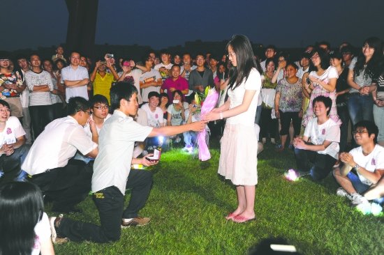 动漫crhen 我可以帮您更精确地定位