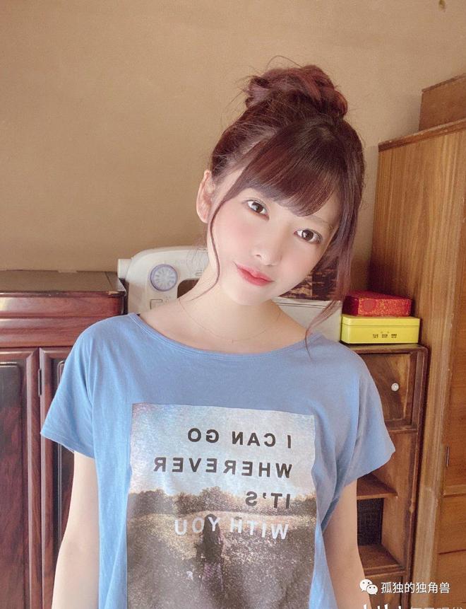 啄木鸟我的与众不同的好色秘书 例如：她痴迷色谱分析